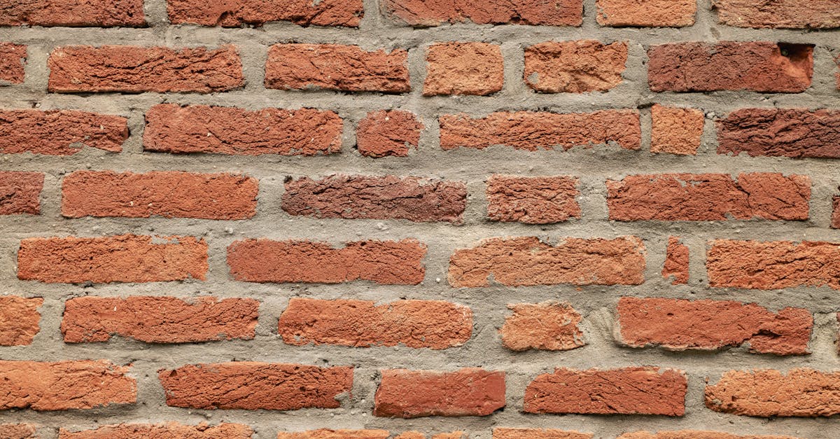 Recognising Cracks and Displacement Around Wall Ties