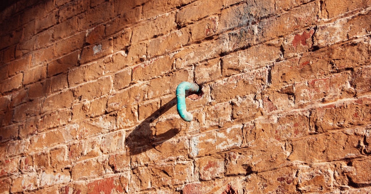 Visual Indicators of Failed Cavity Wall Tie Integrity
